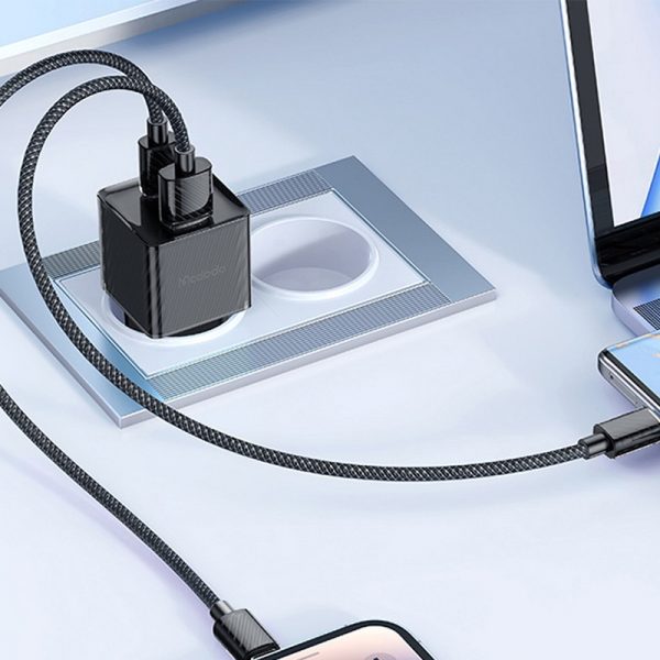 شارژر دیواری 33 وات مک دودو مدل CH-4151