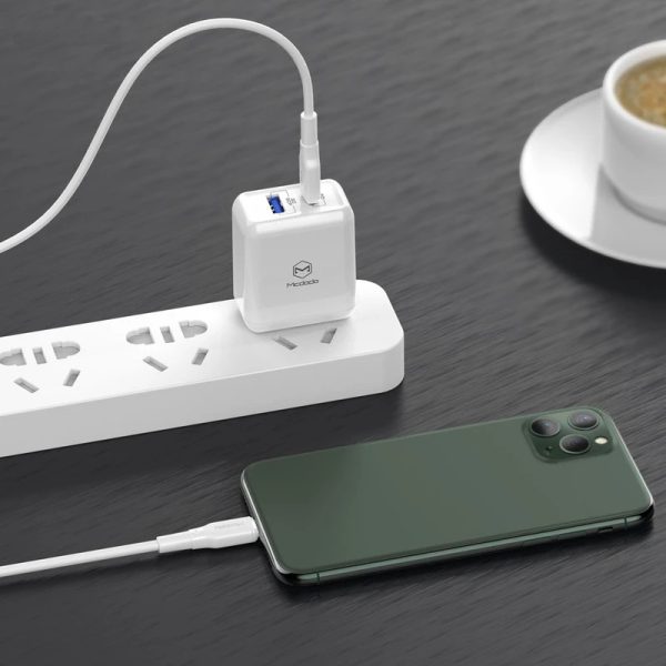 کابل تبدیل USB-C به لایتنینگ مک دودو مدل CA-7290